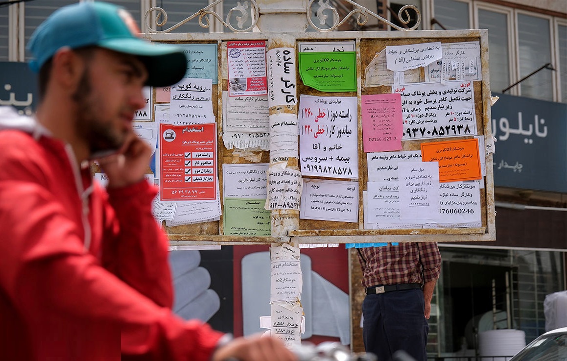 آیا کهگیلویه و بویراحمدی‌ها متمول‌ترین مردم ایران هستند که ماهی 10 میلیون تومان از درآمدشان را نیاز ندارند؟ / هر خانواده در کهگیلویه و بویراحمد ماهانه 37 درصد از درآمدش را پس‌انداز می‌کند! / تناقض؛ از داده‌های رسمی تا تجربه زیسته مردم / طعم آشی که جهانگیر شاهینی برای مردم پخت کی معلوم می‌شود؟