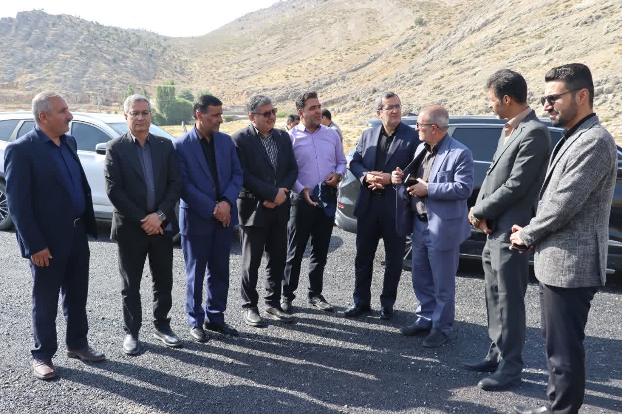 استاندار کهگیلویه و بویراحمد از پروژه «تنگاری» در جاده یاسوج بابامیدان بازدید کرد.