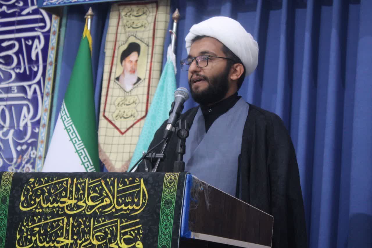 هشدار دبیر ستاد امر به معروف باشت: زمینخواری هکتاری در بهترین نقطه شهر / آقای مدیرکل منابع طبیعی کی به کیه؟ / حفظ نظام اسلامی، بزرگترین معروف و ترویج ناامیدی و فساد، بزرگترین منکر است / حقوق برای غیبتهای چند ساله! / فعالیتهای بدون مجوز کافهها / مدیران پروازی و بیتفاوت، بیاحترامی به مردم هستند